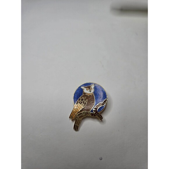 Enamel Cloisonné Owl Full Blue Kentucky Moon Lapel Pin - Picture 2 of 6